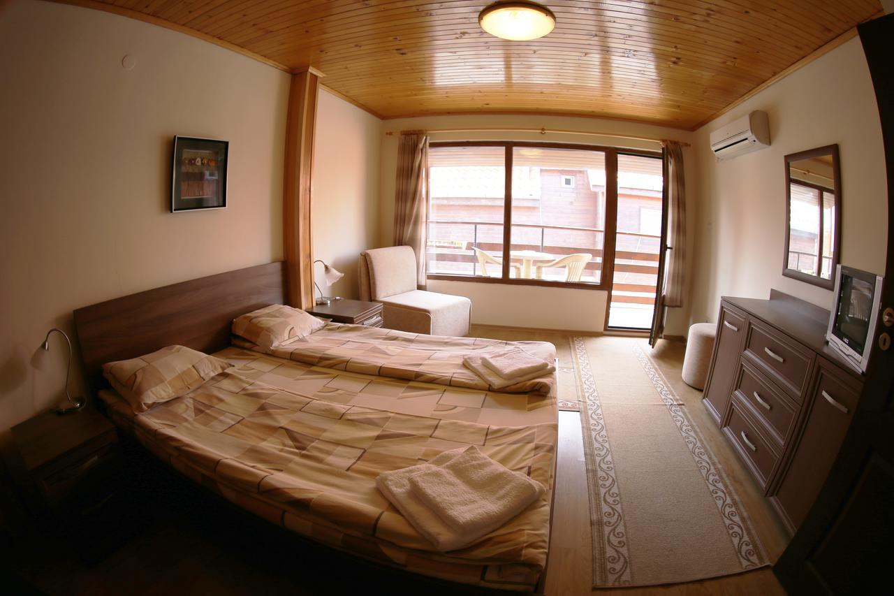 Aurora Guest House Nesebar Exteriör bild