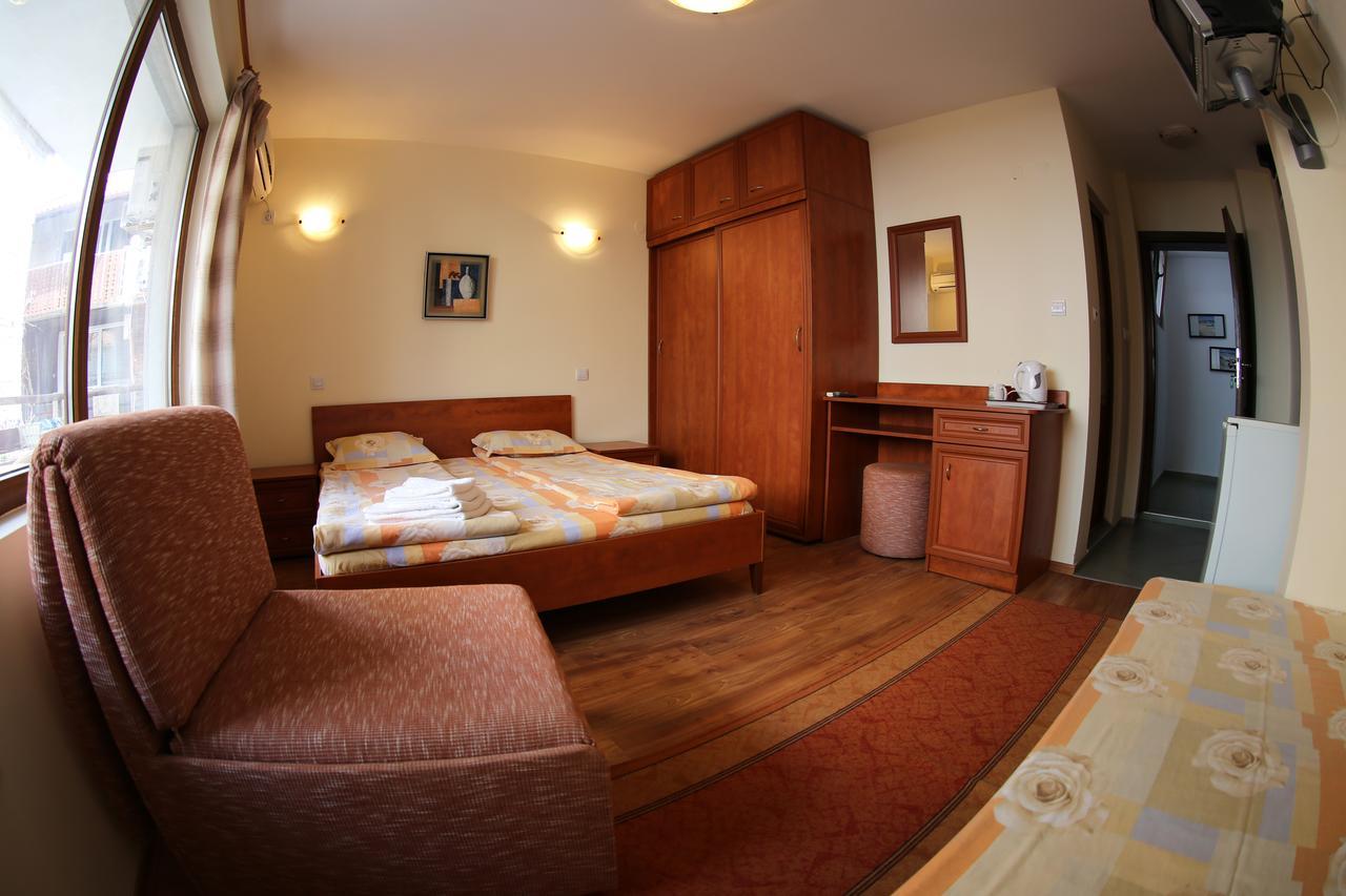 Aurora Guest House Nesebar Exteriör bild