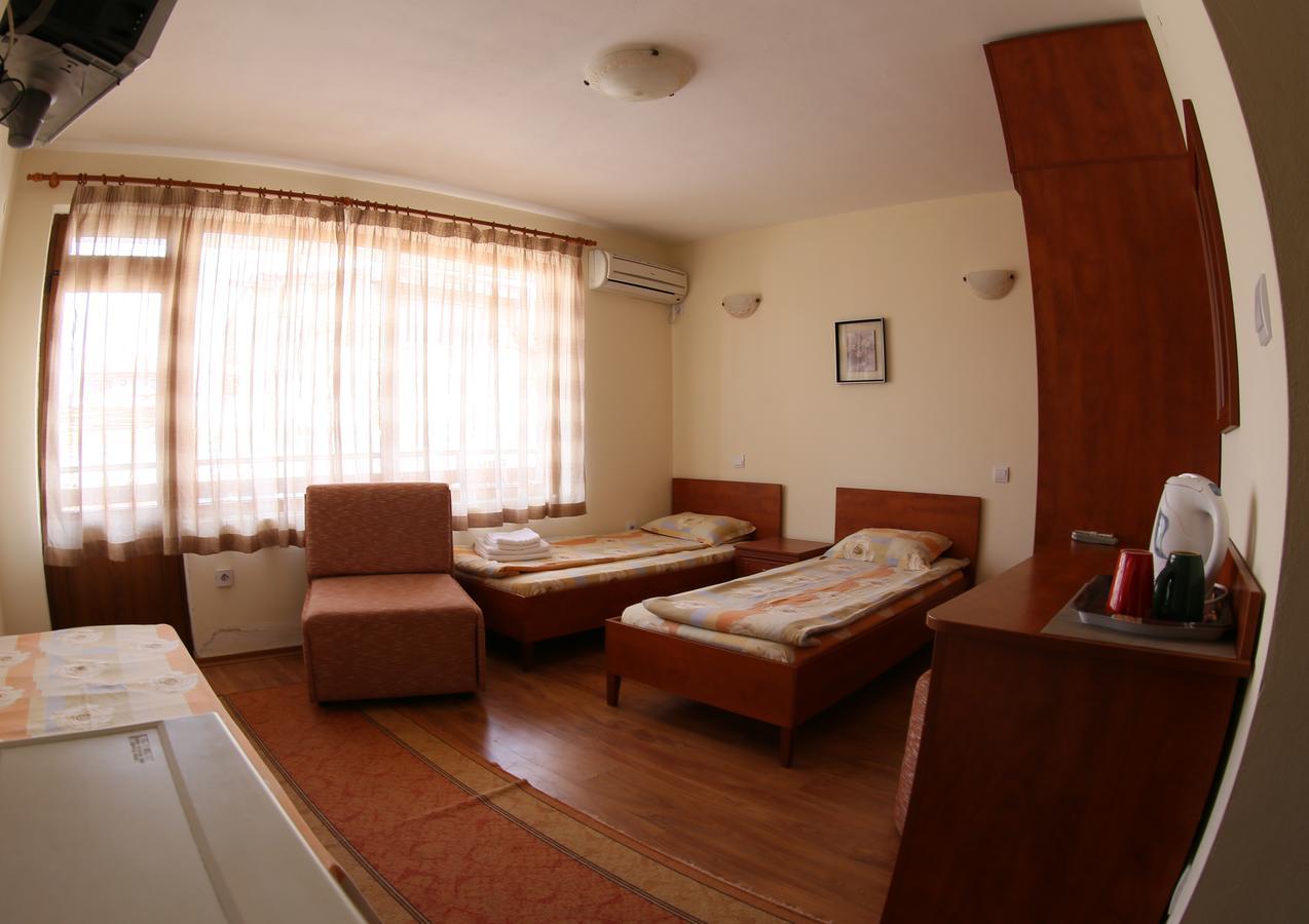 Aurora Guest House Nesebar Exteriör bild