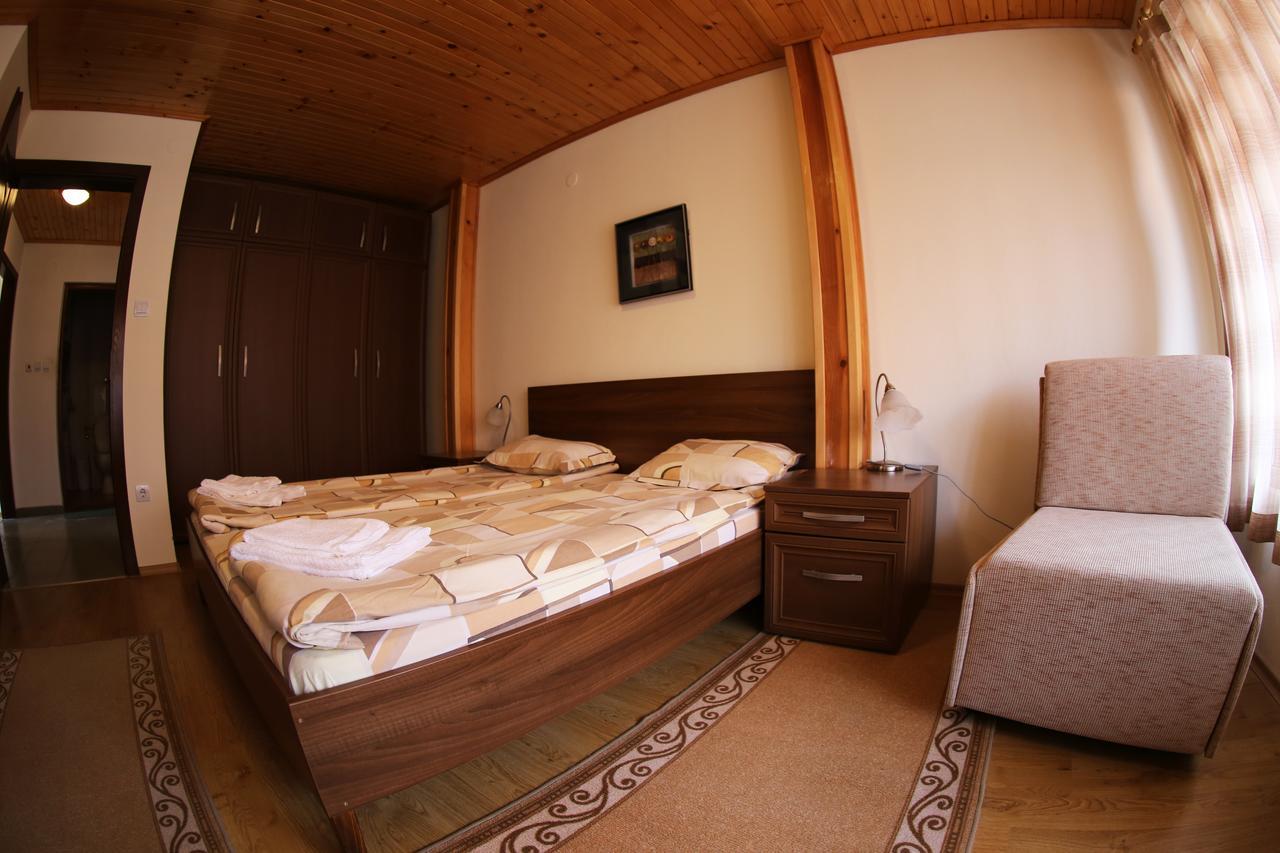 Aurora Guest House Nesebar Exteriör bild